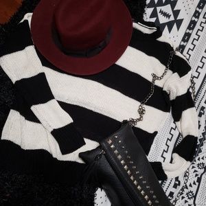 Forever 21 black and white stripe knit sweater